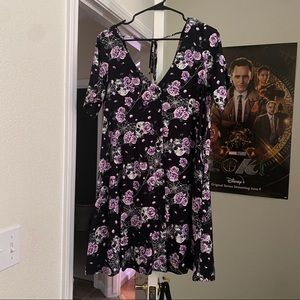 Hot Topic Floral and Skull dress (Medium)